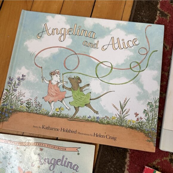 Angelina Ballerina 4 books - Christmas Vtg HC Pb Mix Fairy Balletcore Feminine - Picture 4 of 16